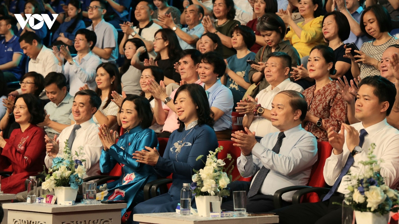“Nhân dân khỏe mạnh – Đất nước phát triển”