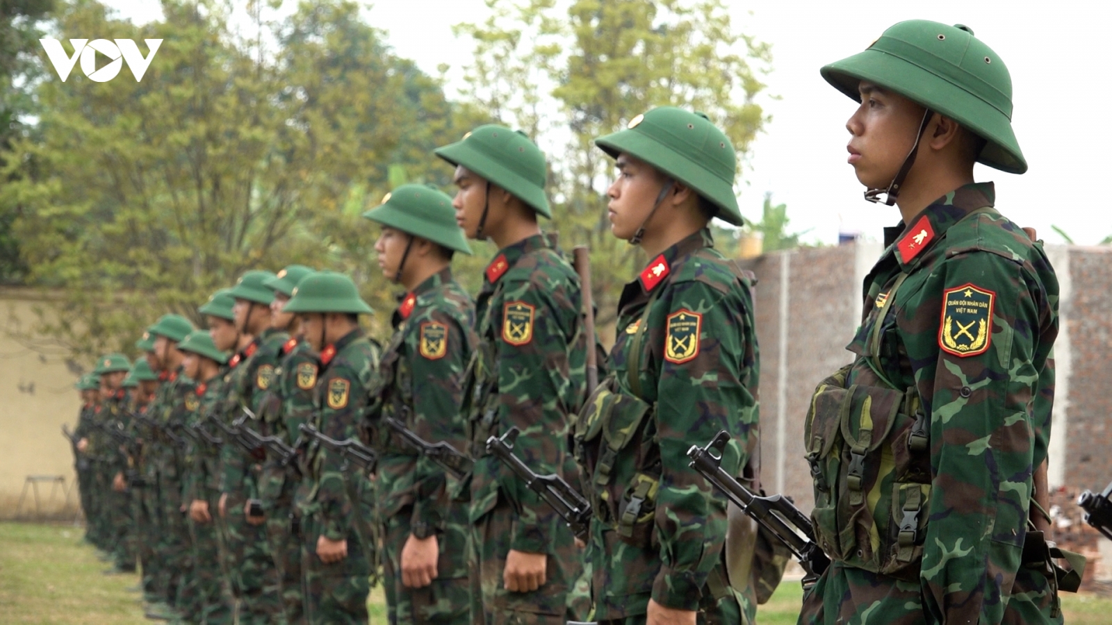 Chiến sĩ mới sau 1 tháng nhập ngũ: “Tôi thấy mạnh mẽ, trưởng thành hơn”