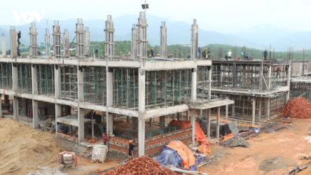 Xuyên lễ xây dựng trường nơi biên giới Quảng Ngãi