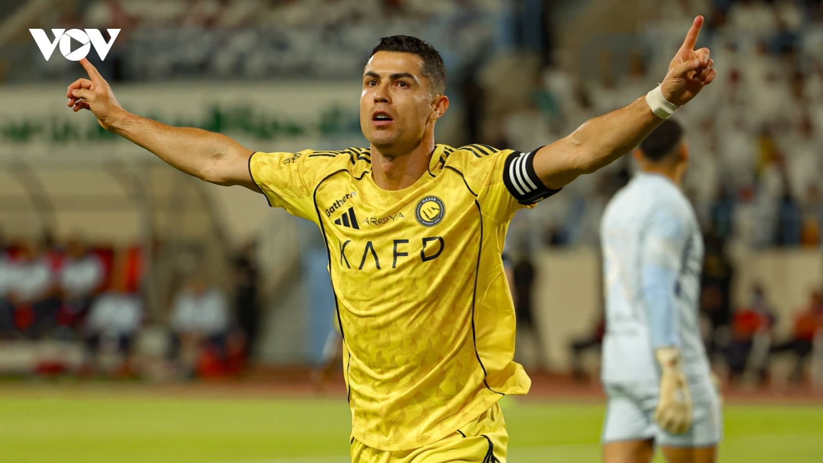 Cristiano Ronaldo tiếp tục ghi bàn, cán mốc 969 pha lập công trong sự nghiệp