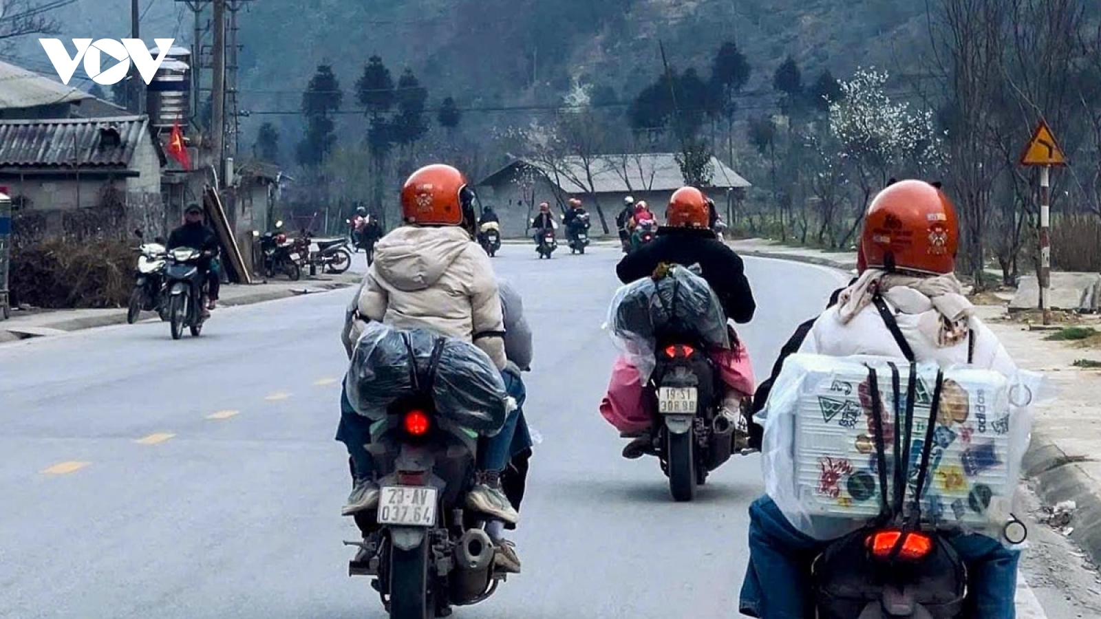 Chấn chỉnh hoạt động du lịch bằng xe máy tại Hà Giang, Tuyên Quang