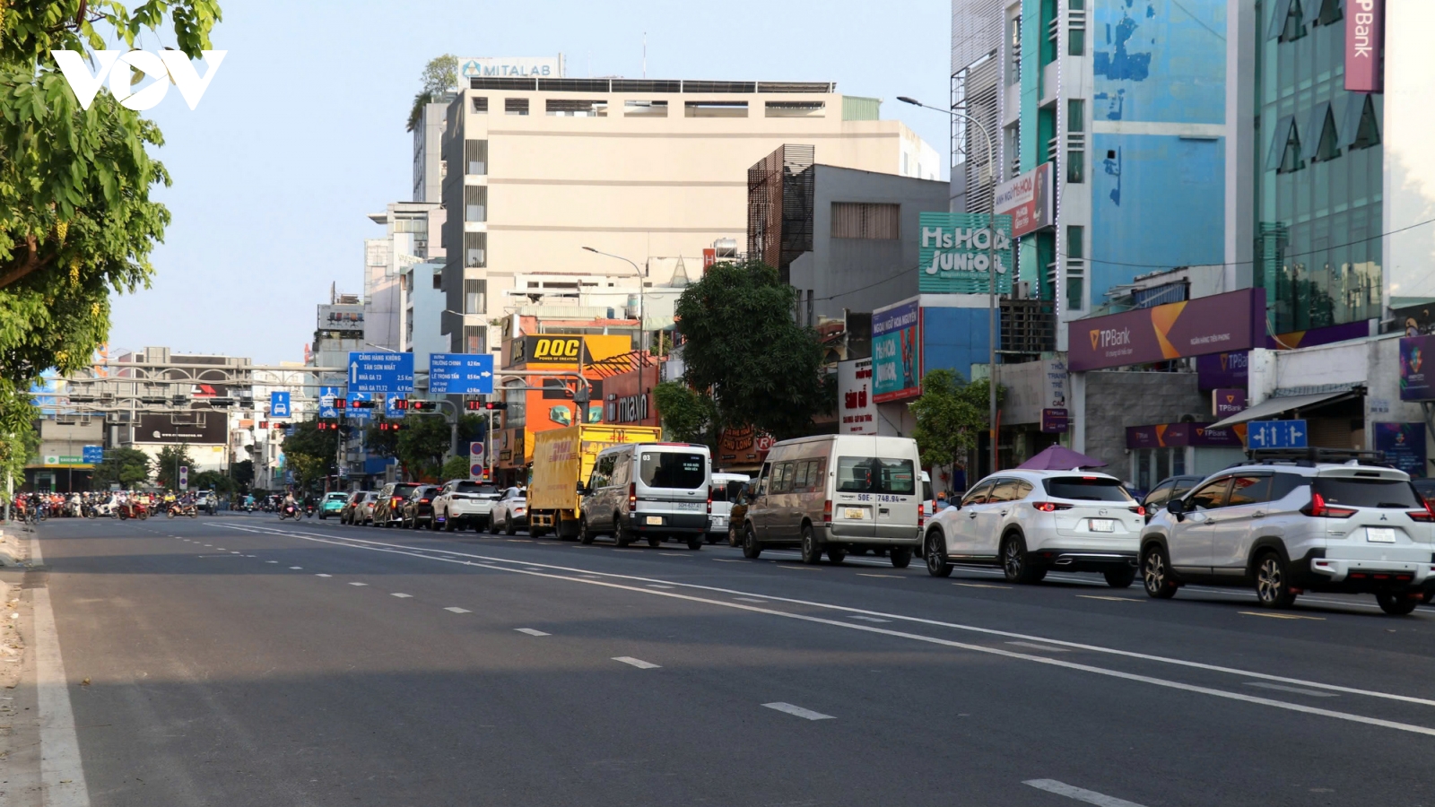 Đường huyết mạch khu sân bay Tân Sơn Nhất sắp vận hành 3 chiều từ giữa tháng 5