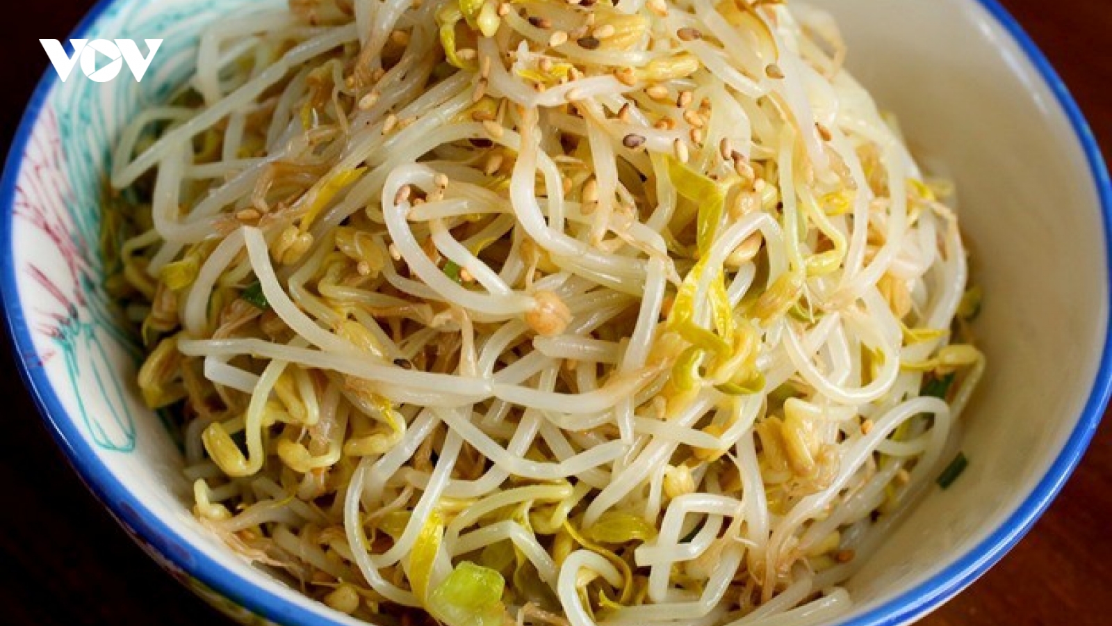 Loại rau rẻ bèo bổ xương lại tốt cho tim mạch, tự trồng tại nhà cực đơn giản