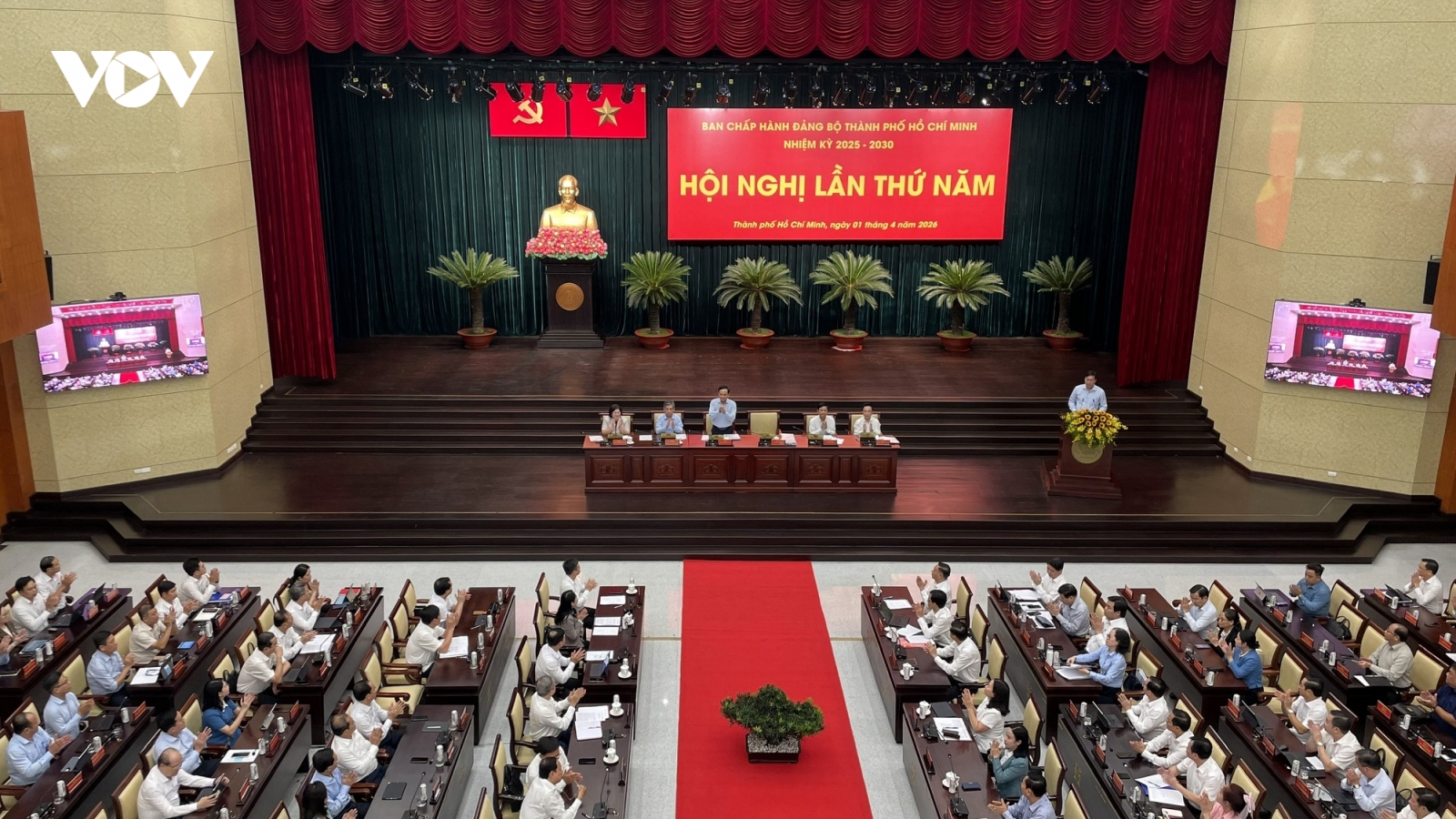 Quí I tăng trưởng hơn 8%, mục tiêu hai con số của TP.HCM cả năm là “khả thi”