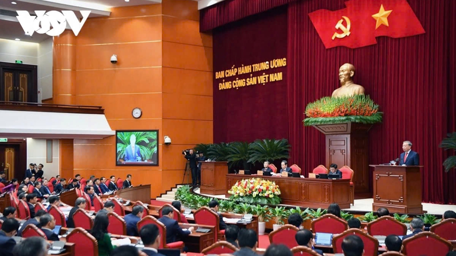 Quy định của Đảng là "thể chế bản lề" bảo đảm vận hành thông suốt