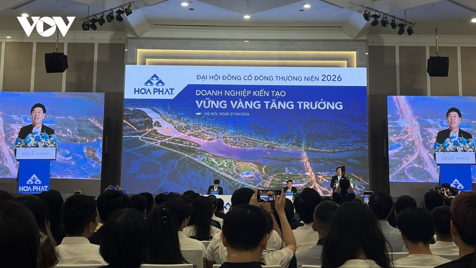 Ông Trần Đình Long: Khuyên mua sợ "lùa gà", khuyên bán sợ mất cơ hội cổ đông