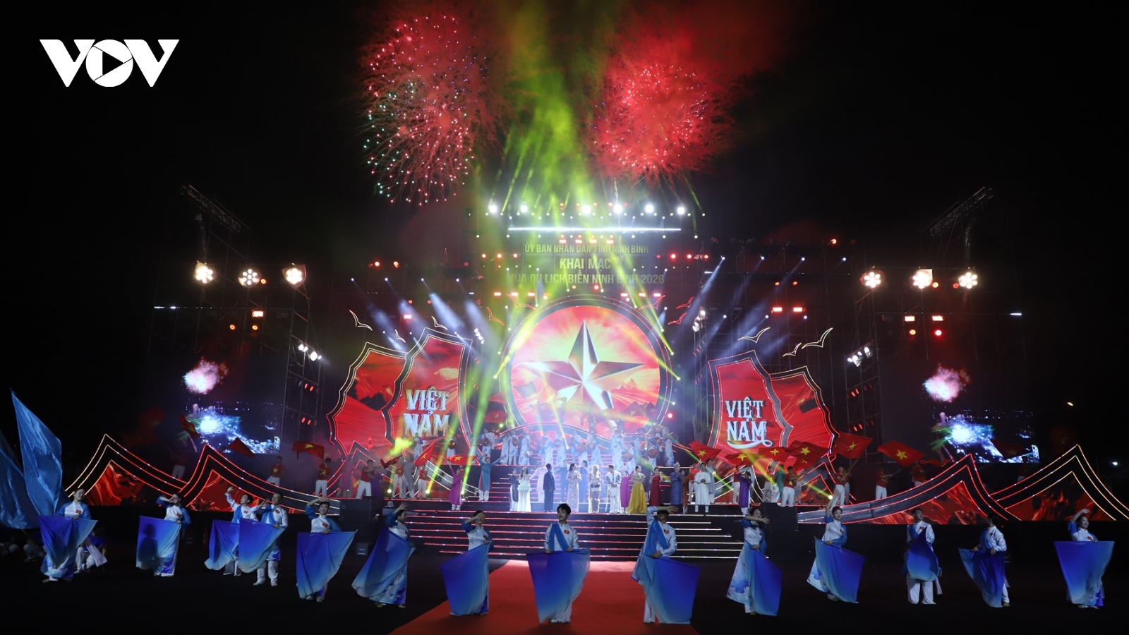 Ninh Bình khai mạc mùa du lịch biển 2026: Non thiêng biển rộng - Đón sóng vươn xa