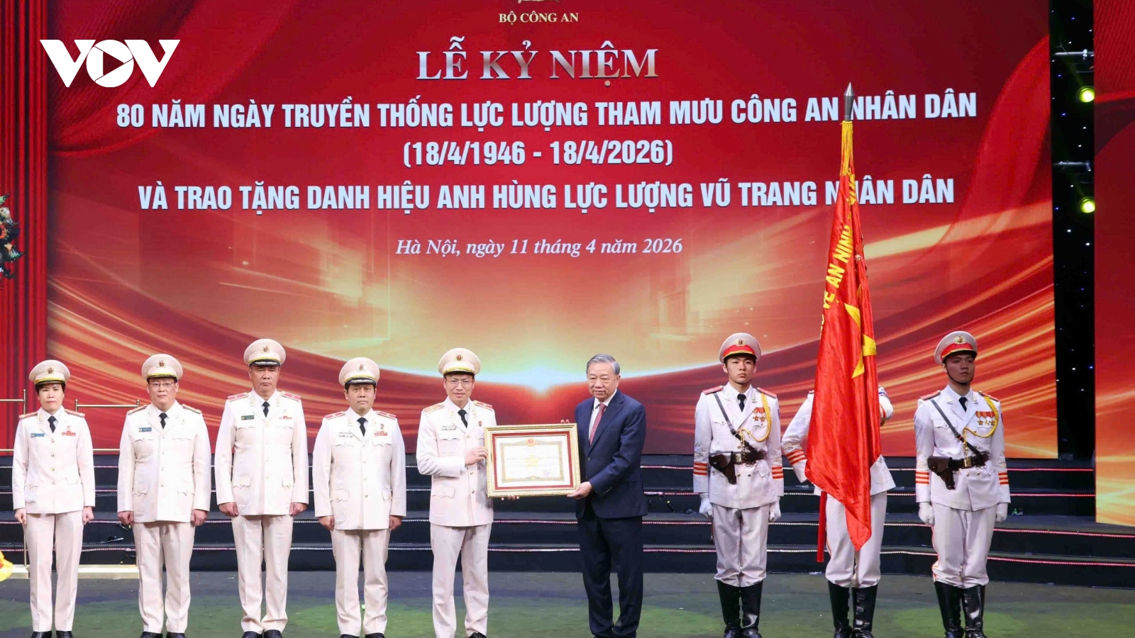 Tổng Bí thư, Chủ tịch nước dự lễ kỷ niệm Ngày truyền thống lực lượng tham mưu CAND