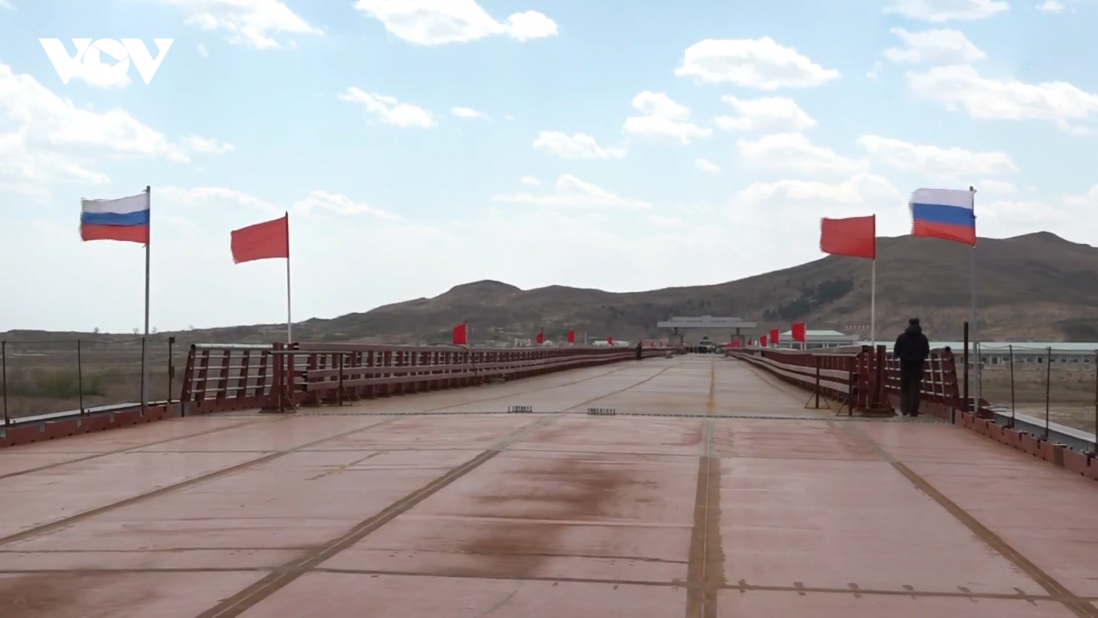 Khánh thành cầu đường bộ đầu tiên nối Nga và Triều Tiên