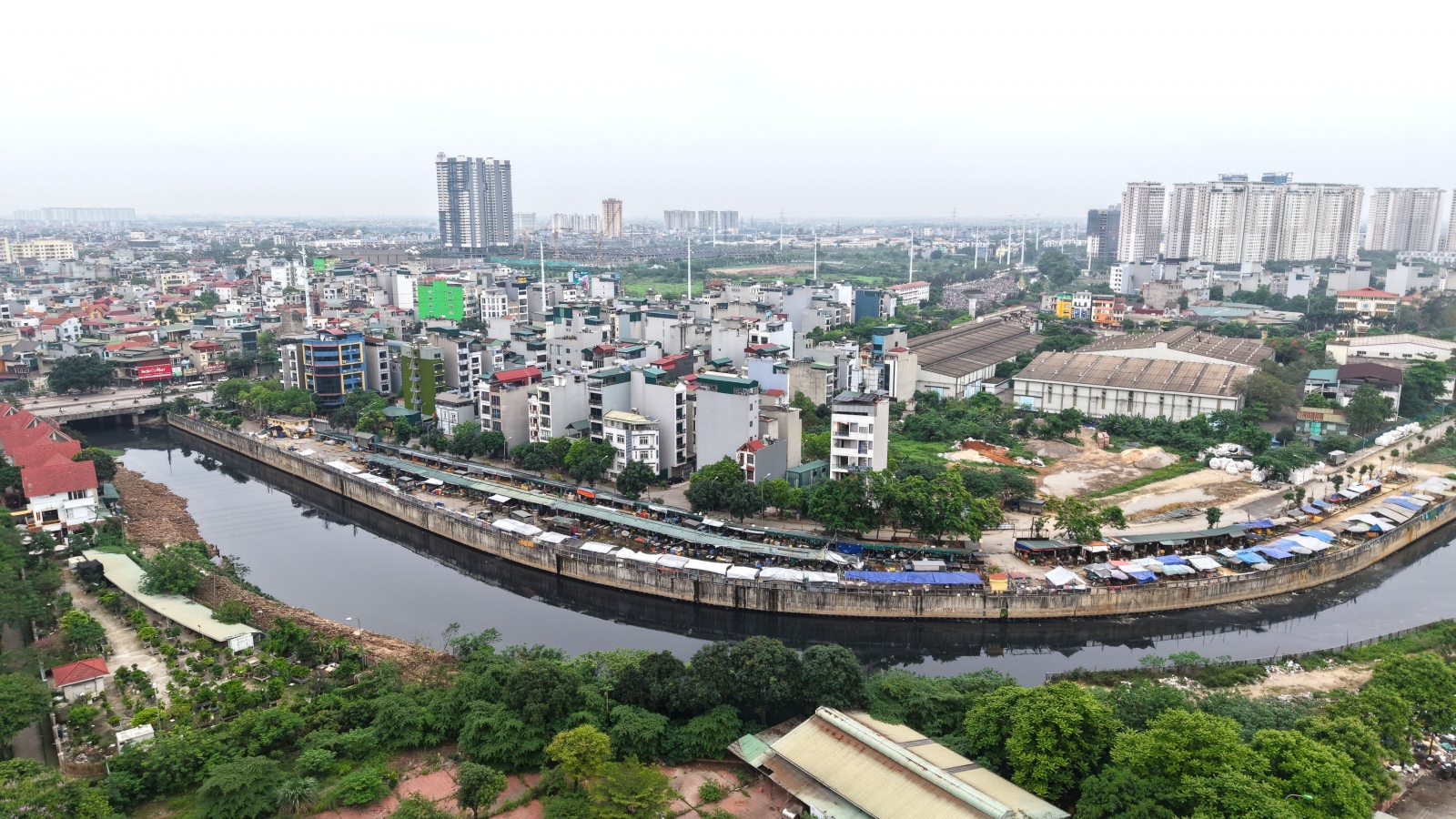 Kênh dẫn nước La Khê: Hiện trạng ngổn ngang, nhiều nút thắt chưa được tháo gỡ