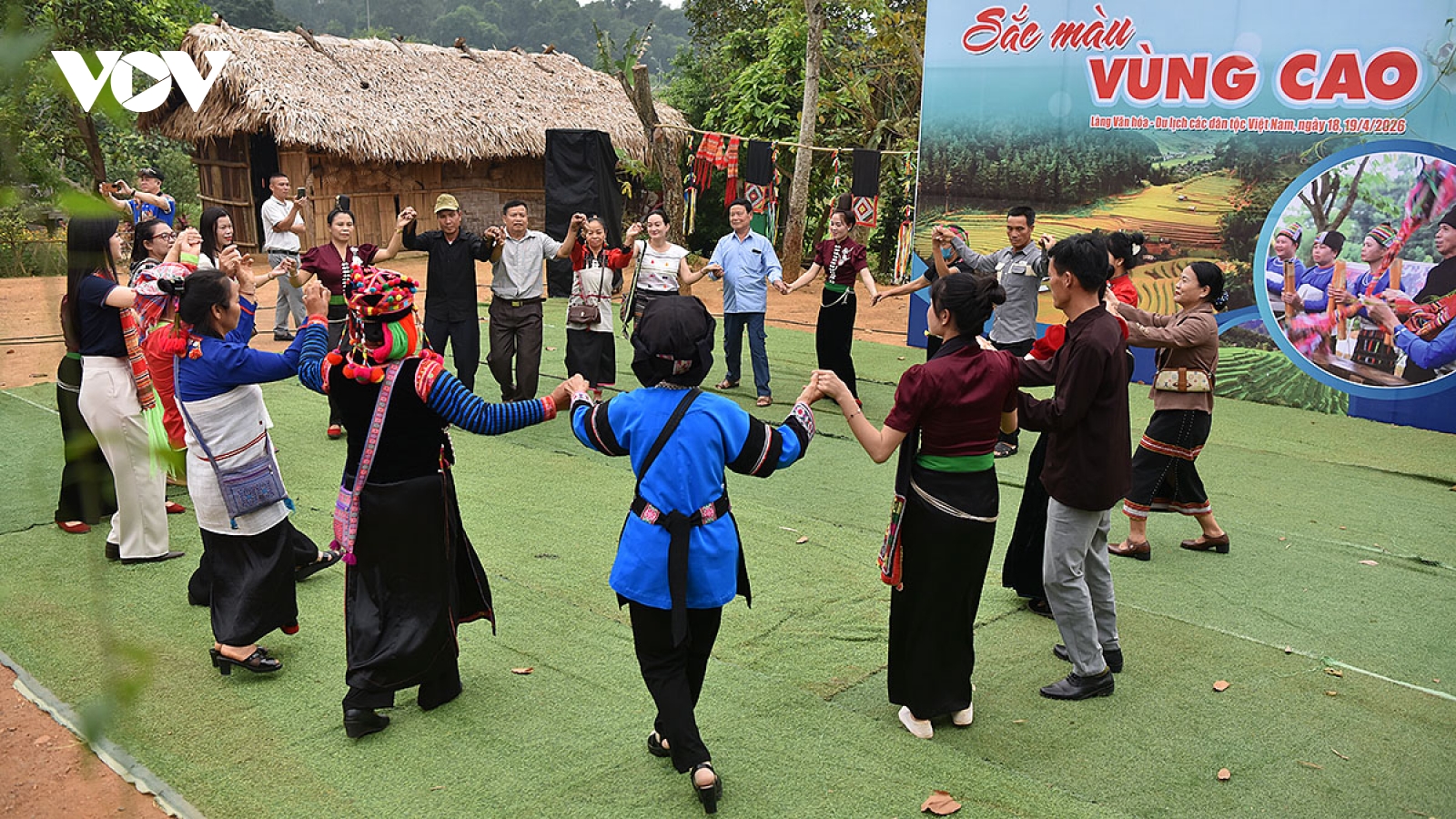 Giao lưu, lan tỏa giá trị văn hóa dân tộc tại "Ngôi nhà chung"
