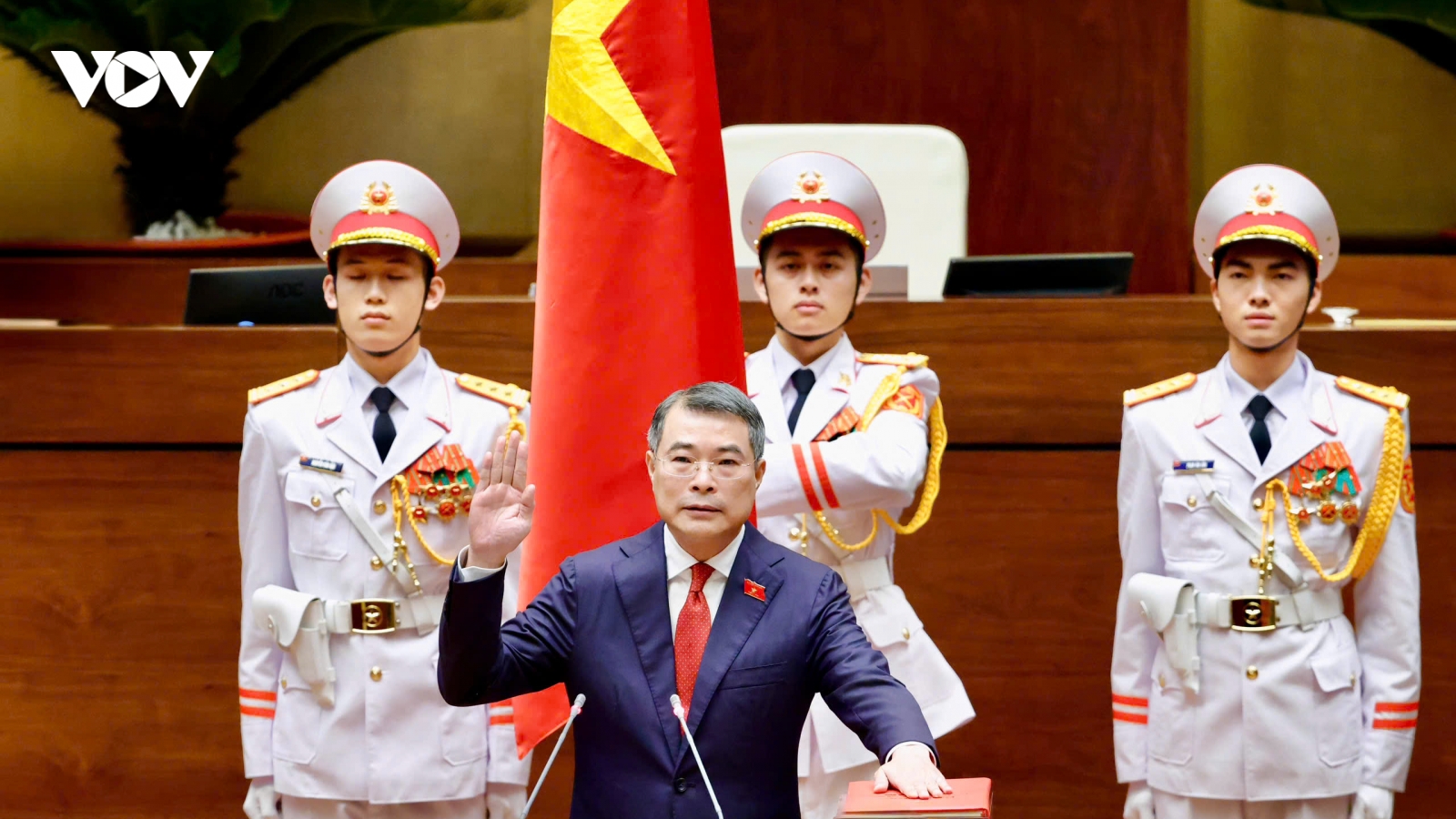 Lễ tuyên thệ của Thủ tướng Chính phủ Lê Minh Hưng