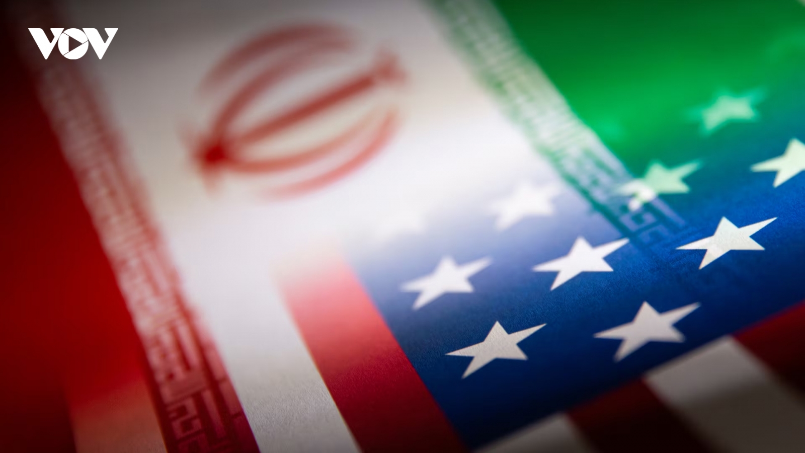 Mỹ và Iran tuyên bố đạt thỏa thuận hòa bình, eo biển Hormuz sắp mở lại