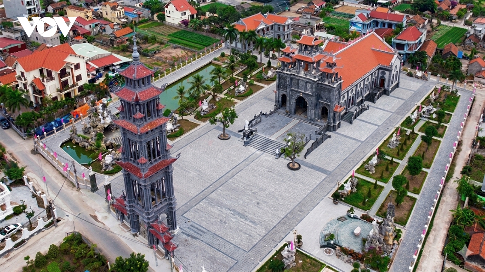 Dấu ấn giao thoa văn hóa Á – Âu đặc sắc tại nhà thờ Giáo xứ Thịnh Long