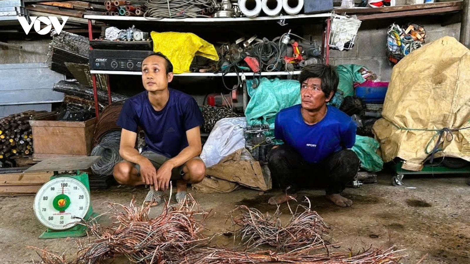 Công an Đồng Nai tạm giữ 2 đối tượng trộm cắp và tiêu thụ dây điện