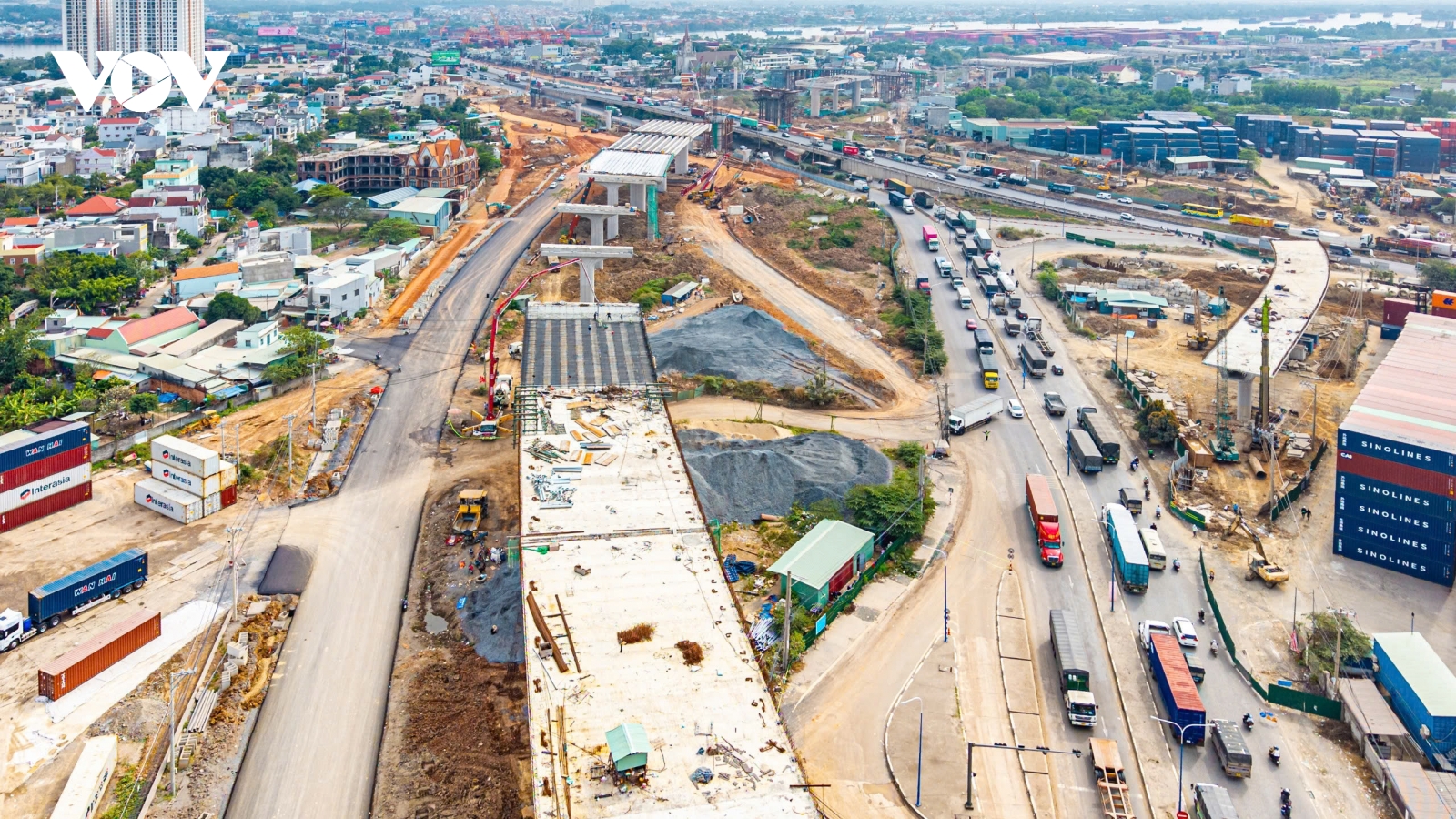 Toàn cảnh nút giao Tân Vạn lớn nhất Vành đai 3 TP.HCM đang về đích
