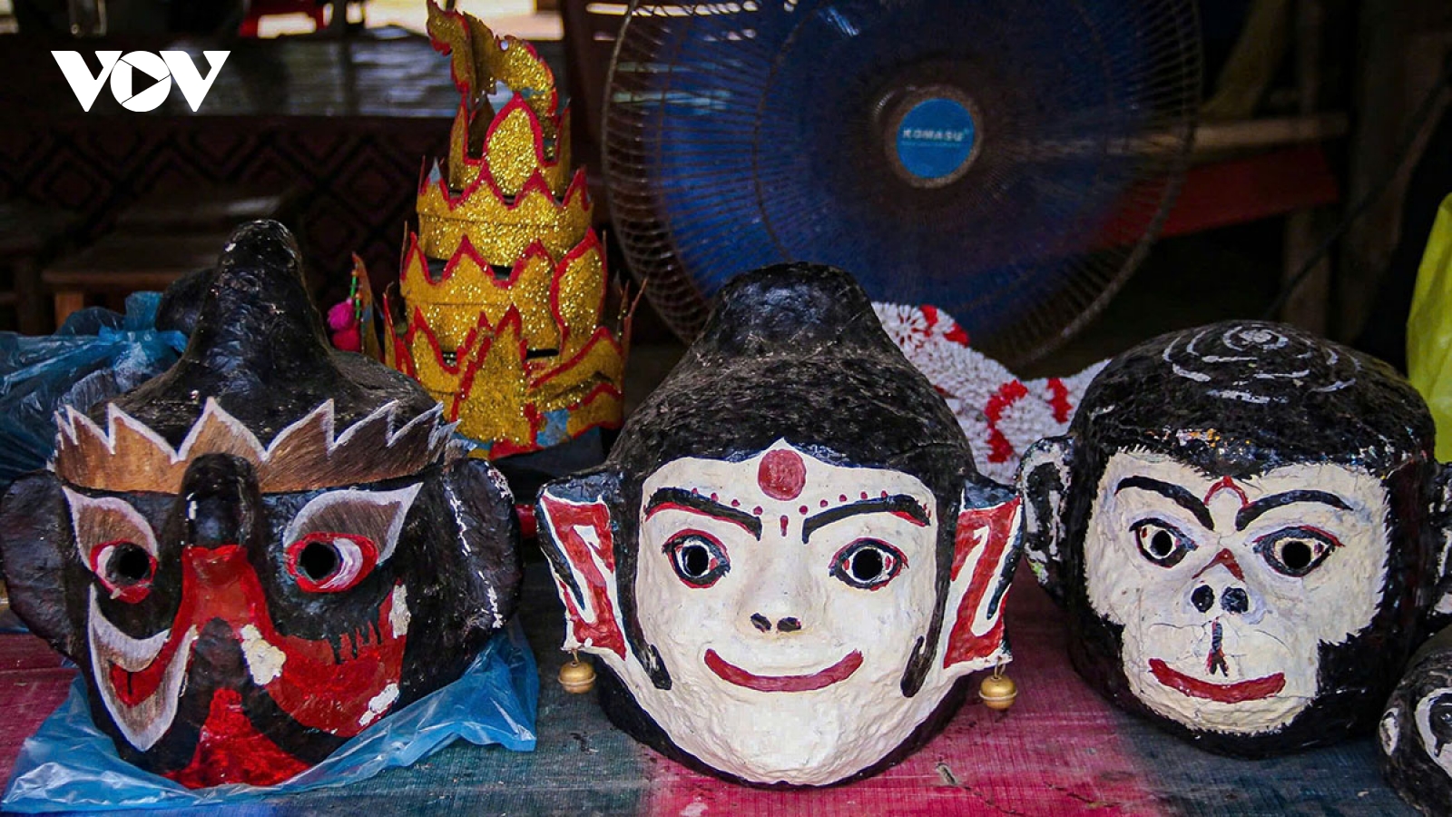 Rực rỡ sắc màu Lễ cúng trăng Ok Om Bok của đồng bào Khmer tại "Ngôi nhà chung"