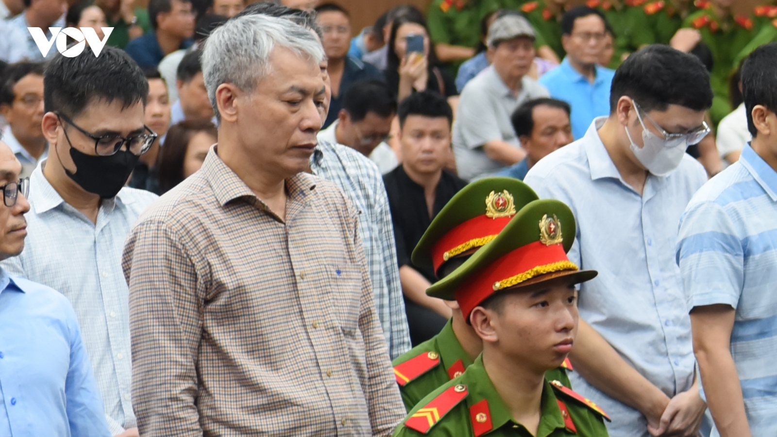 Bị cáo hai lần từ chối nhận hối lộ được tuyên trả tự do tại tòa