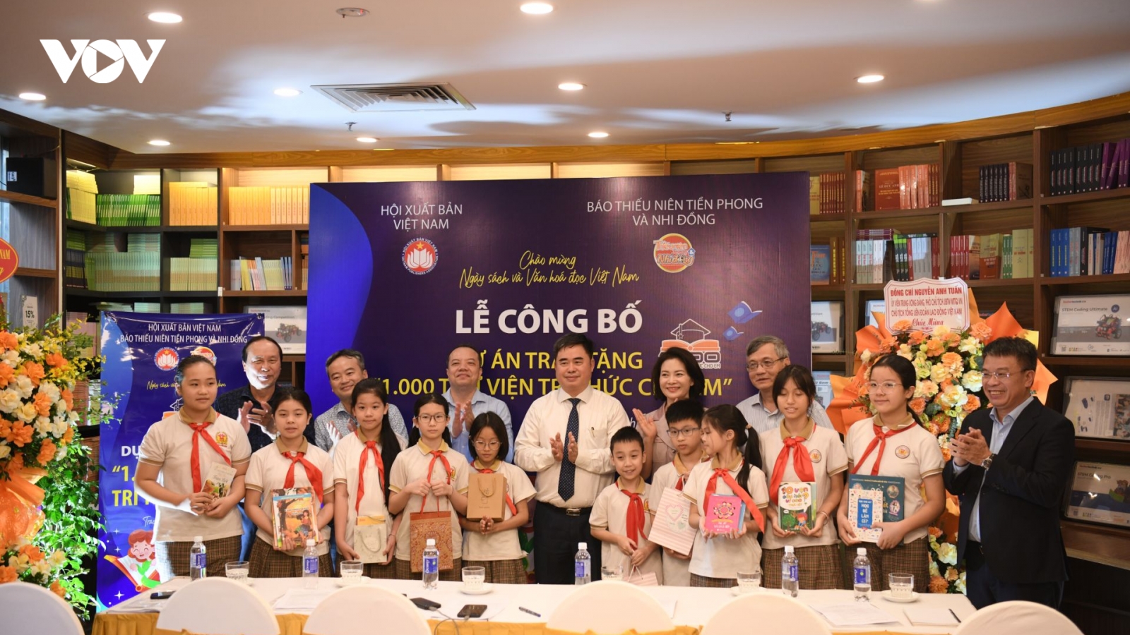 Khởi động dự án 1.000 thư viện tri thức cho học sinh