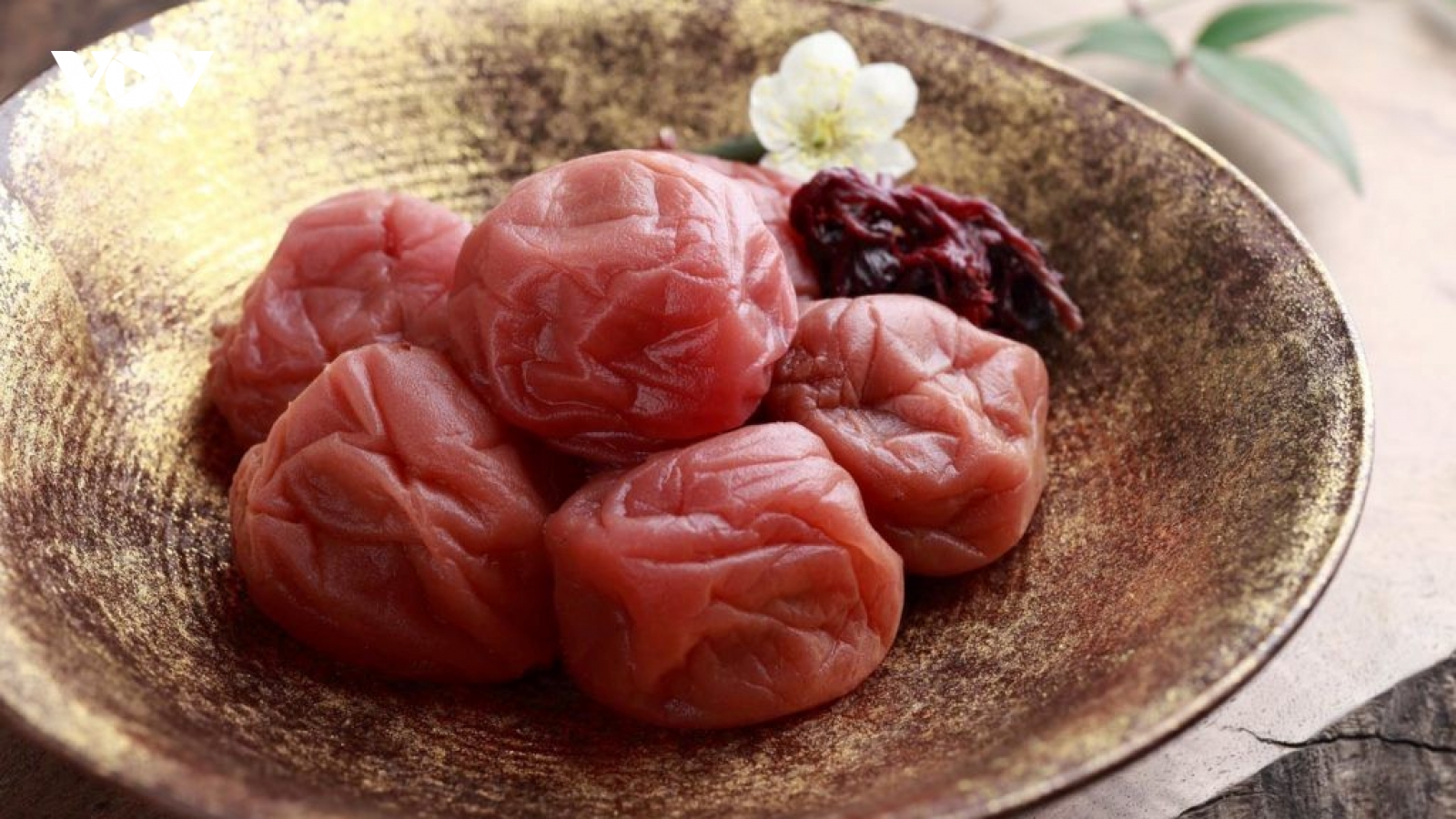Việt Nam có “thuốc bổ mùa xuân”, ăn vào chua dịu lại dưỡng gan, bổ tim cực tốt