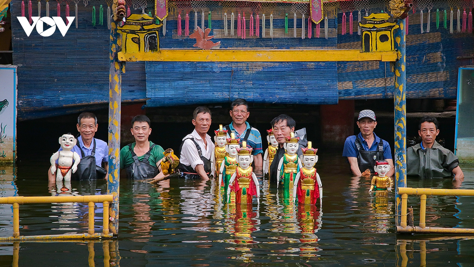 Nhọc nhằn giữ lửa phường rối nước Hồng Phong khi thủy đình lặng sóng