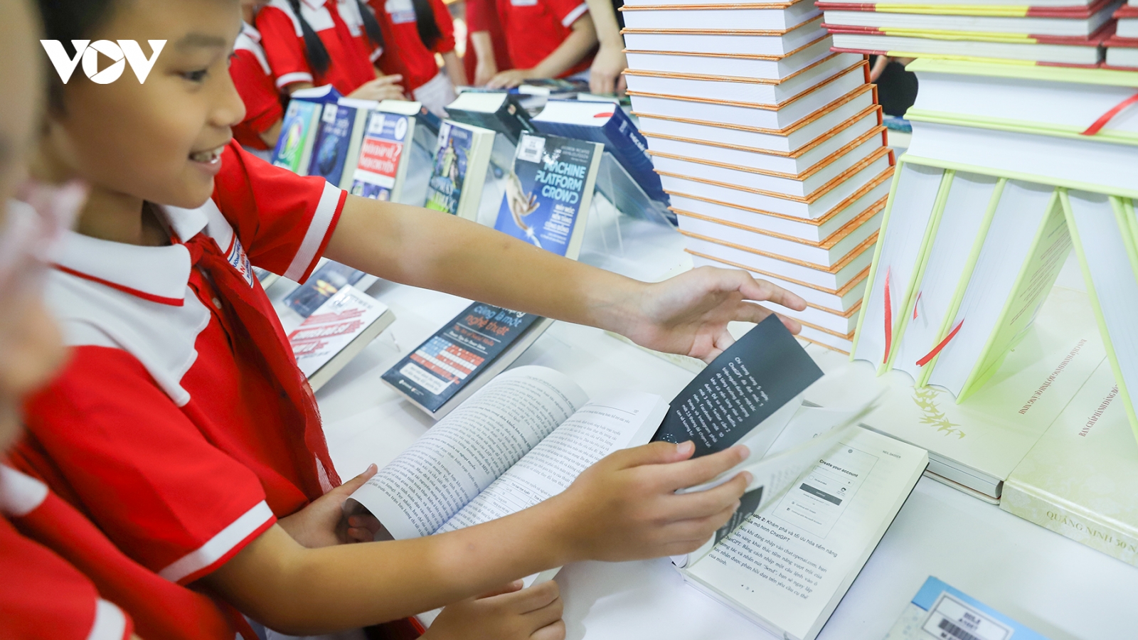 Dùng công nghệ số lan toả văn hoá đọc