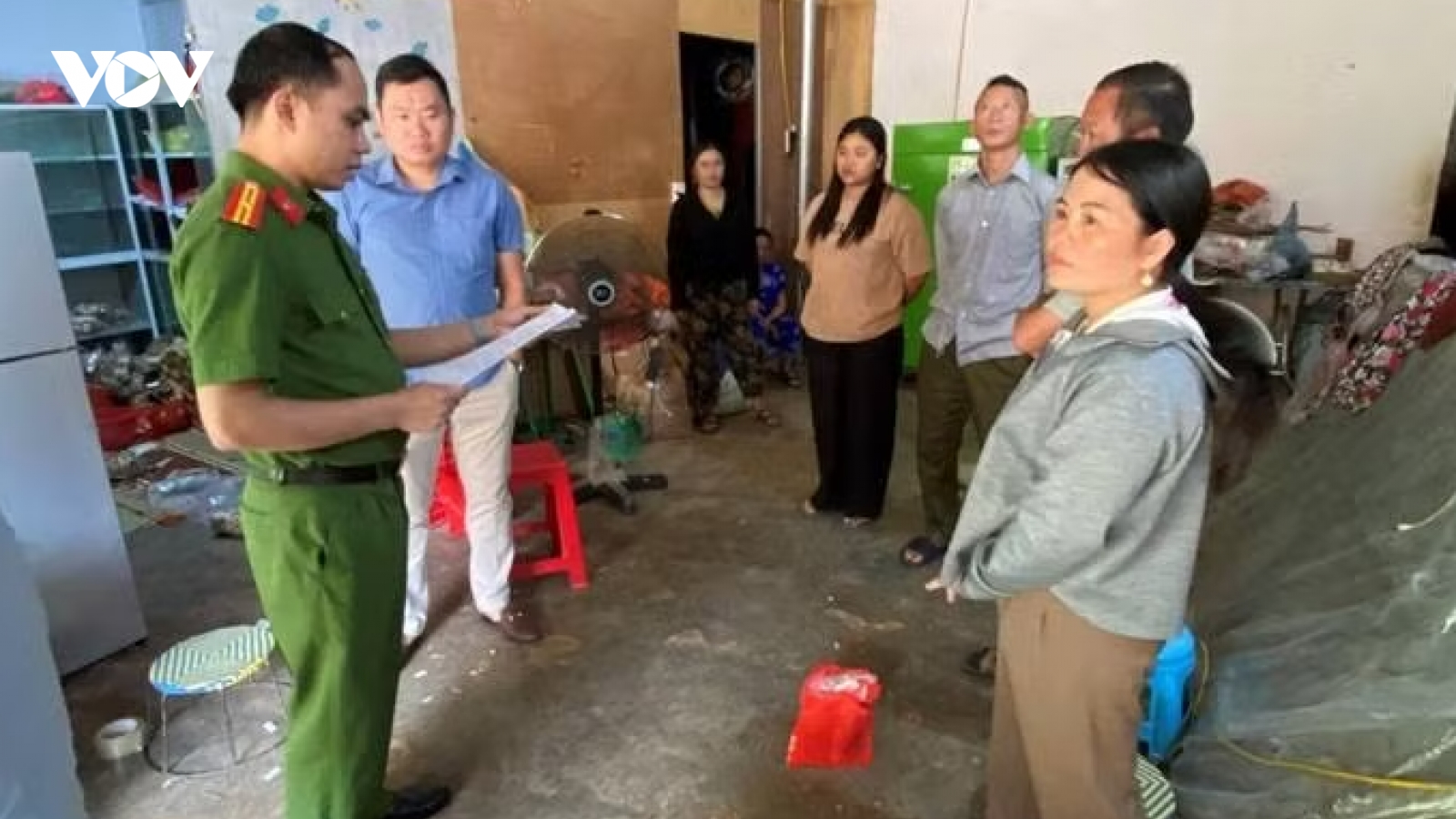 Khởi tố đối tượng sản xuất, buôn bán “thuốc nam gia truyền”