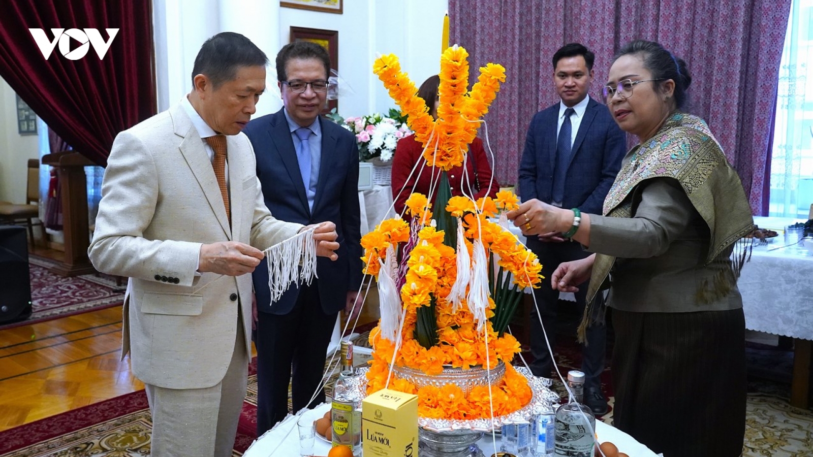 Đại sứ quán Việt Nam tại Nga chúc Tết Lào, thắt chặt tình hữu nghị truyền thống