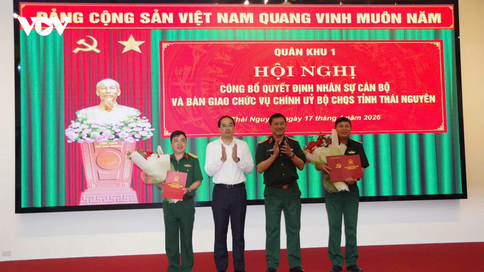 Công bố Quyết định bổ nhiệm Chính ủy Bộ CHQS Thái Nguyên