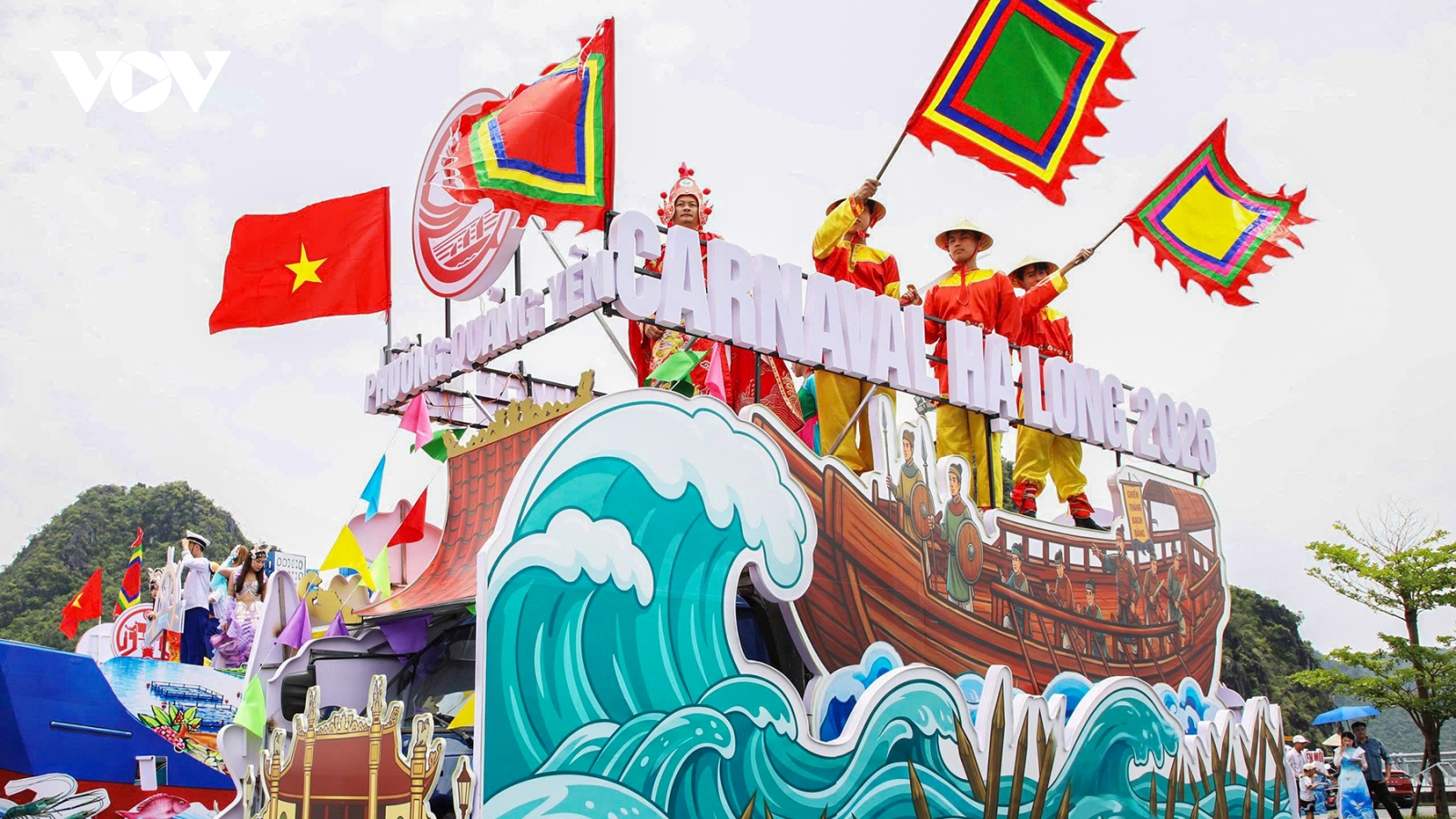 Xã, phường, đặc khu ở Quảng Ninh “khoe” bản sắc bằng xe mô hình Carnaval