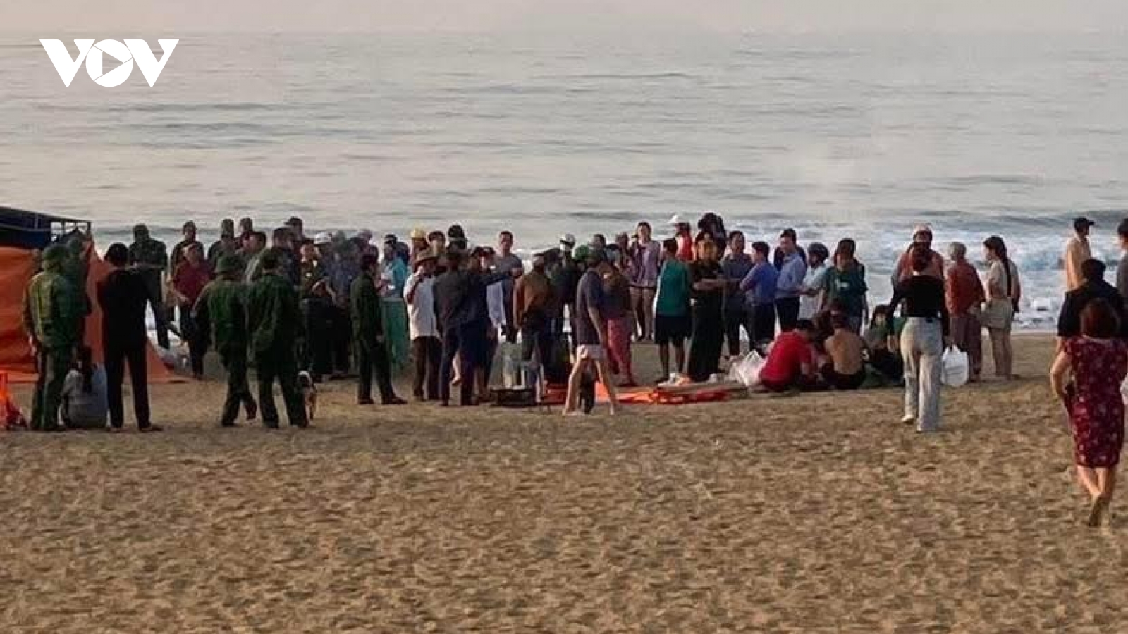 Tìm thấy thi thể nam sinh trường chuyên mất tích khi tắm biển Quy Nhơn