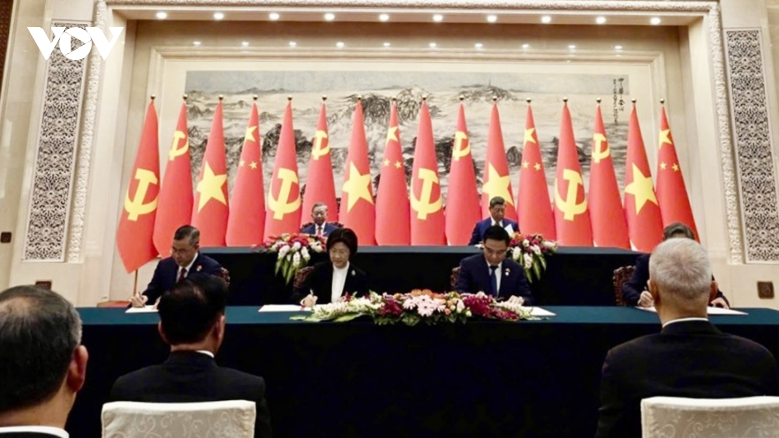 Việt Nam - Trung Quốc hợp tác và hỗ trợ hành chính trong lĩnh vực hải quan