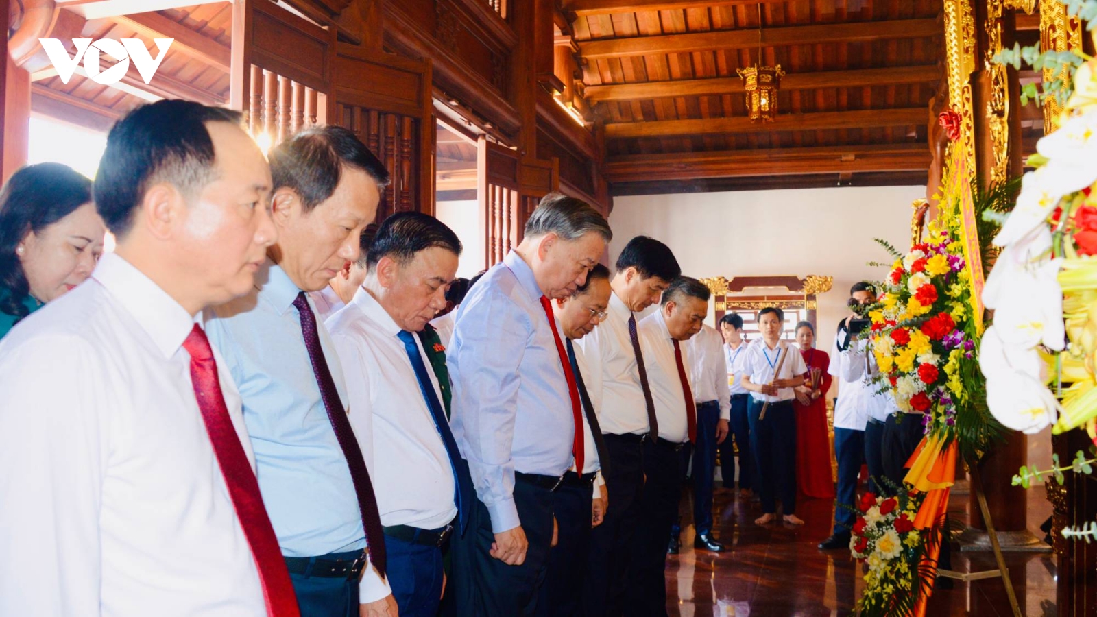 Tổng Bí thư, Chủ tịch nước Tô Lâm dâng hương tưởng nhớ Tổng Bí thư Hà Huy Tập