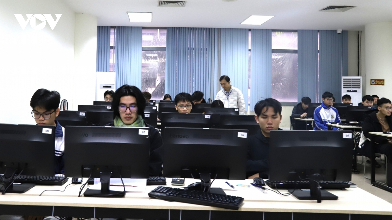 Thử nghiệm thi tốt nghiệp THPT trên máy tính quy mô rộng ngay từ tháng 4