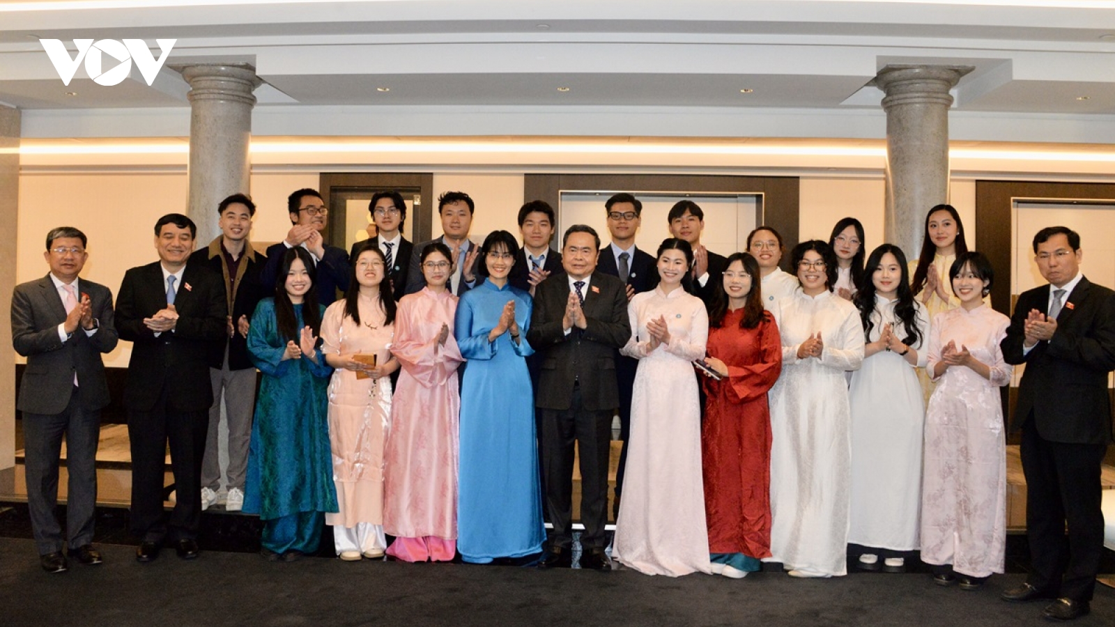 Chủ tịch Quốc hội gặp Hội sinh viên và lưu học sinh Việt Nam tại Italy