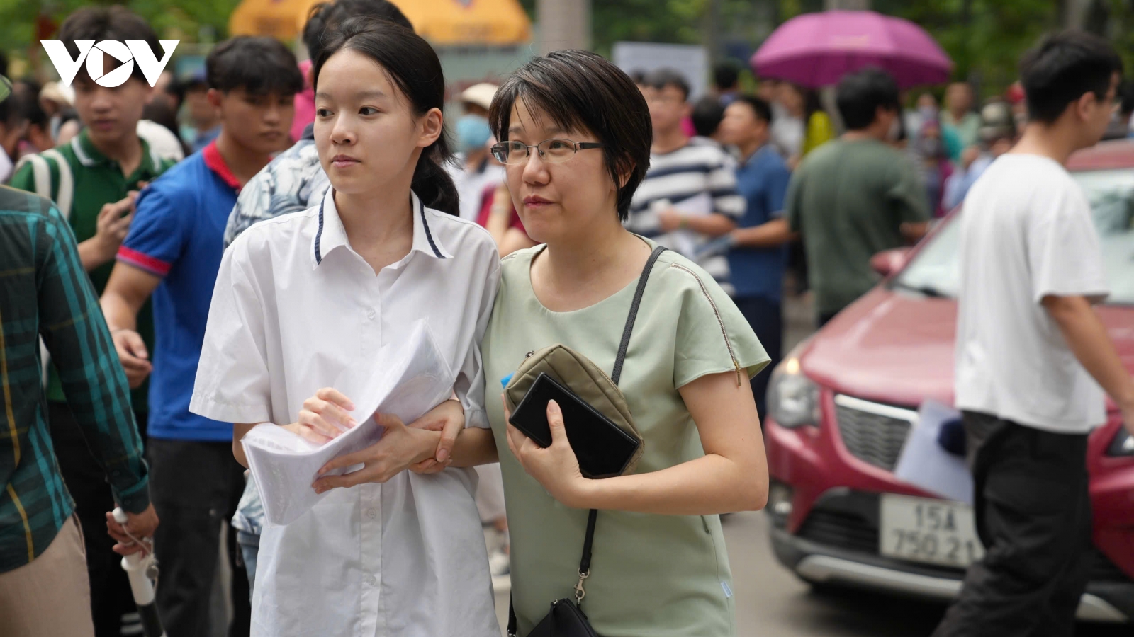 Đặt nguyện vọng sai, dễ trượt cả 3: Học sinh lớp 10 cần tránh gì phút chót?