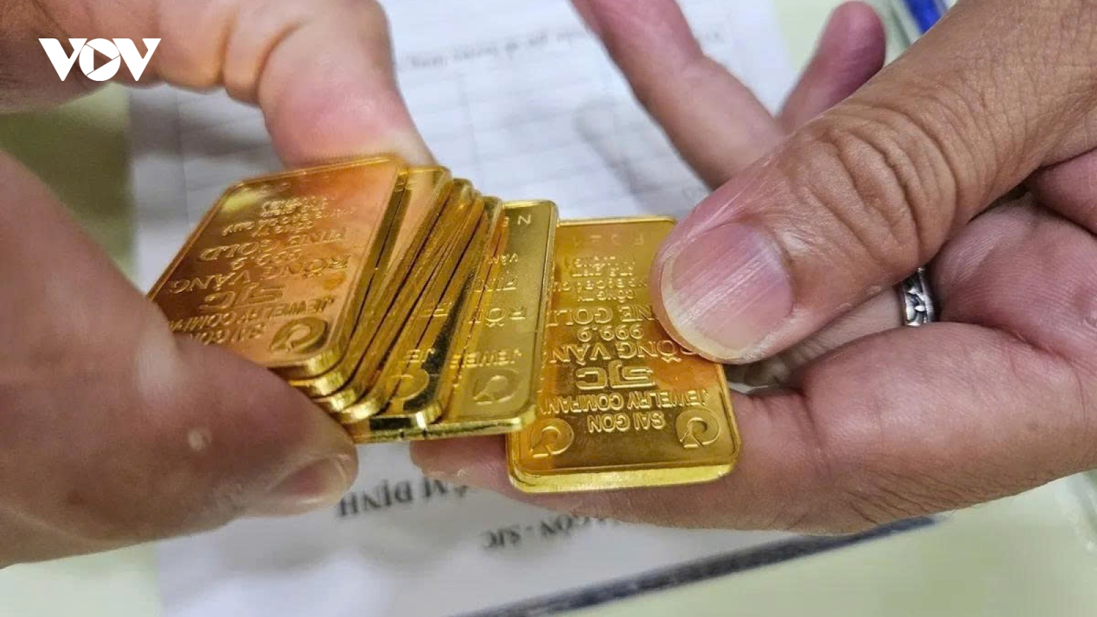 Giá vàng hôm nay 5/4: SJC ở mức 174,5 triệu đồng/lượng