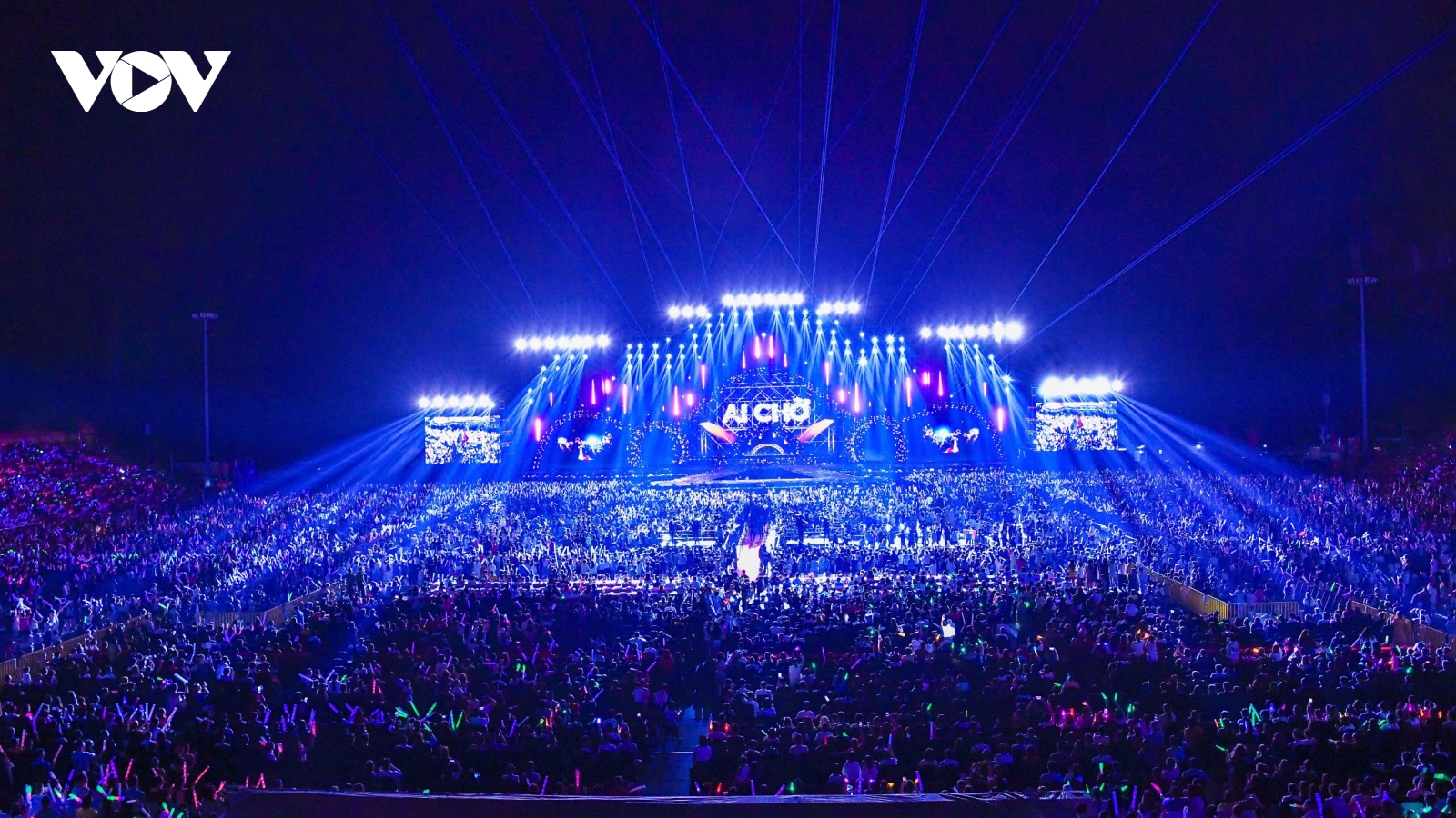 Mãn nhãn chương trình nghệ thuật khai mạc Liên hoan phát thanh toàn quốc lần thứ XVII