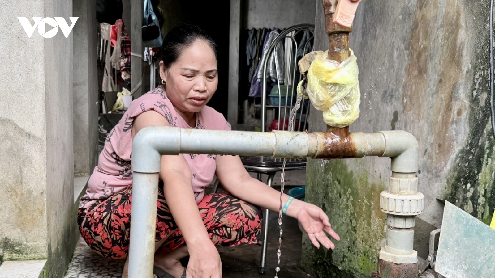 Cận cảnh cuộc sống của người dân "khát" nước sạch dù sống ven sông Đà