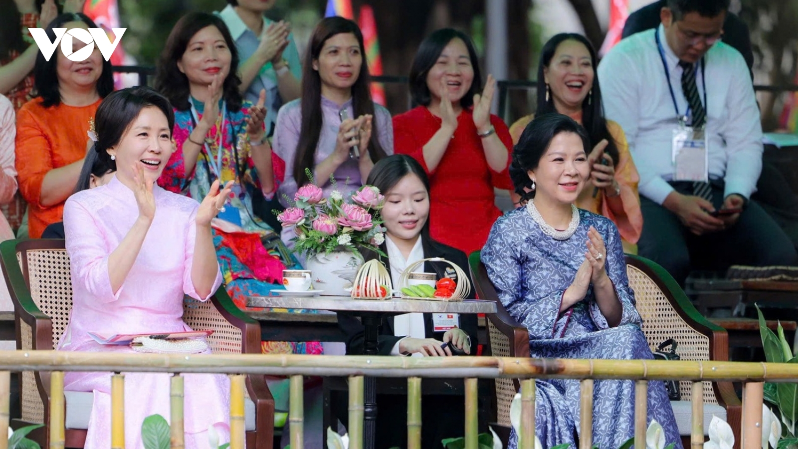 Phu nhân Tổng Bí thư, Chủ tịch nước Tô Lâm cùng Phu nhân Tổng thống Hàn Quốc thăm Bảo tàng Dân tộc học