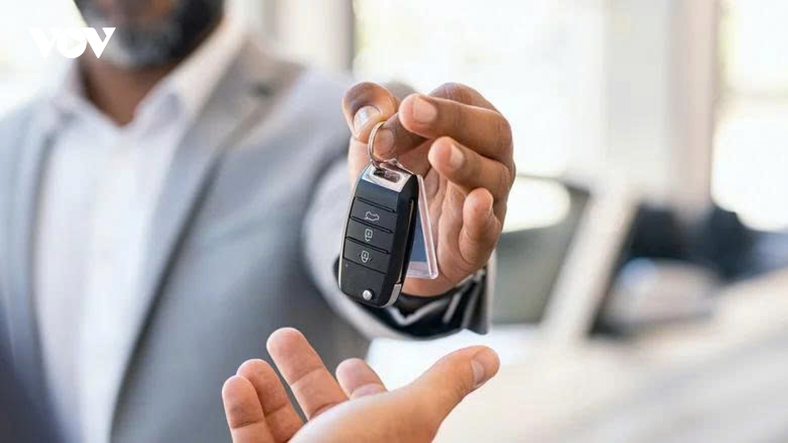 Vượt BMW và Mercedes, Porsche là hãng xe sang có nhiều khách hàng trung thành nhất