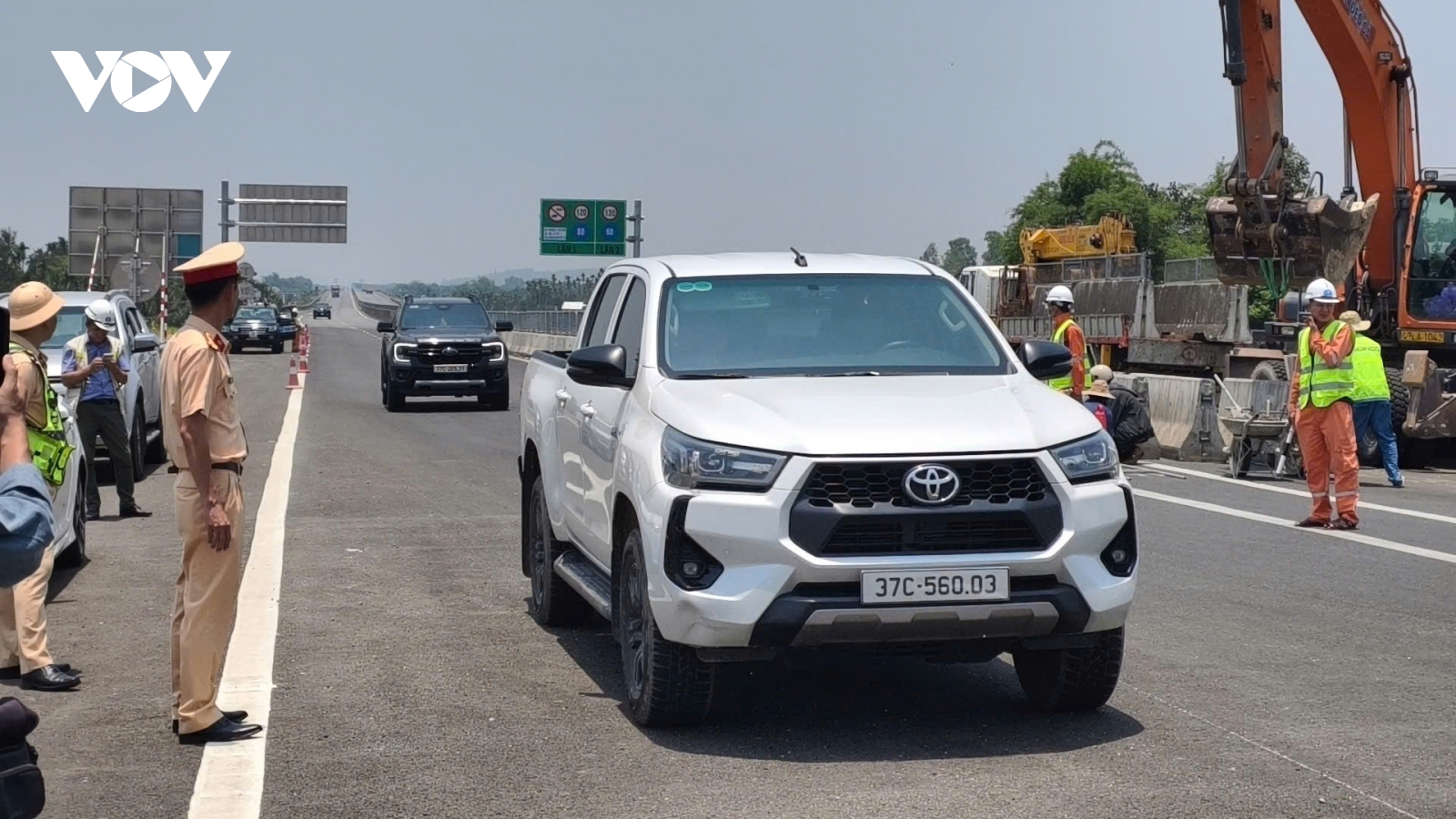 Chính thức thông tuyến cao tốc Quảng Ngãi - Hoài Nhơn