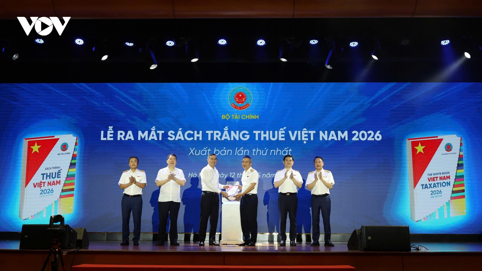 Thu ngân sách tăng vọt, ngành Thuế bước vào “kỷ nguyên quản lý bằng AI”
