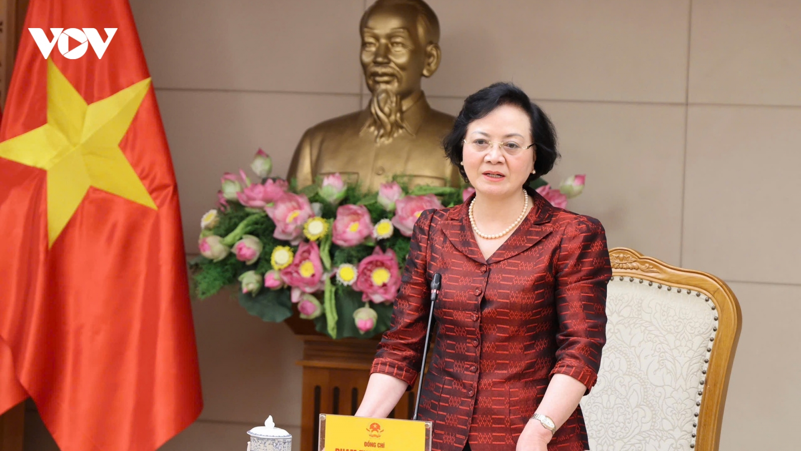 Phó Thủ tướng chỉ đạo việc chuyển giao quản lý Khu liên hợp thể thao Mỹ Đình