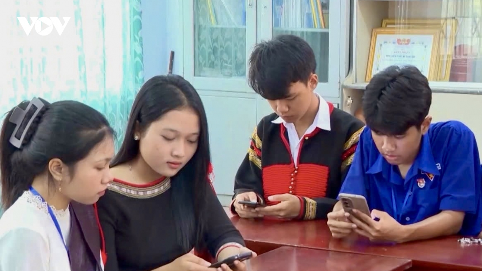 Hơn 220.000 lượt dự thi tìm hiểu chuyển đổi số ở Đắk Lắk