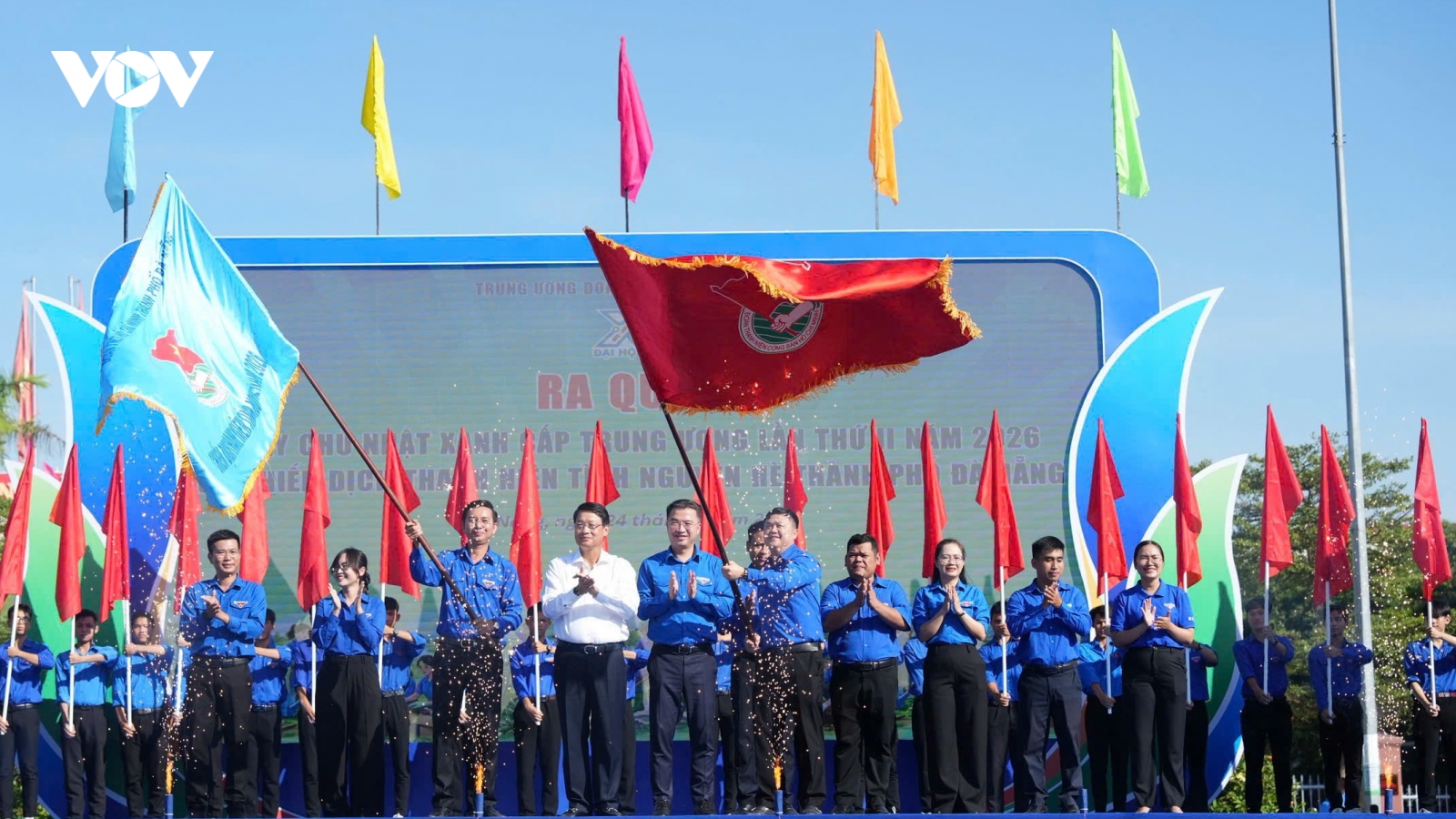 Hơn 1.000 đoàn viên thanh niên Đà Nẵng ra quân “Ngày Chủ nhật xanh”