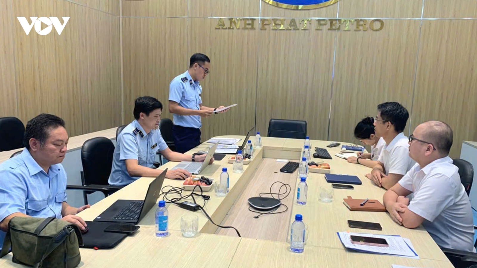 Xử phạt thêm 3 doanh nghiệp đầu mối kinh doanh xăng dầu