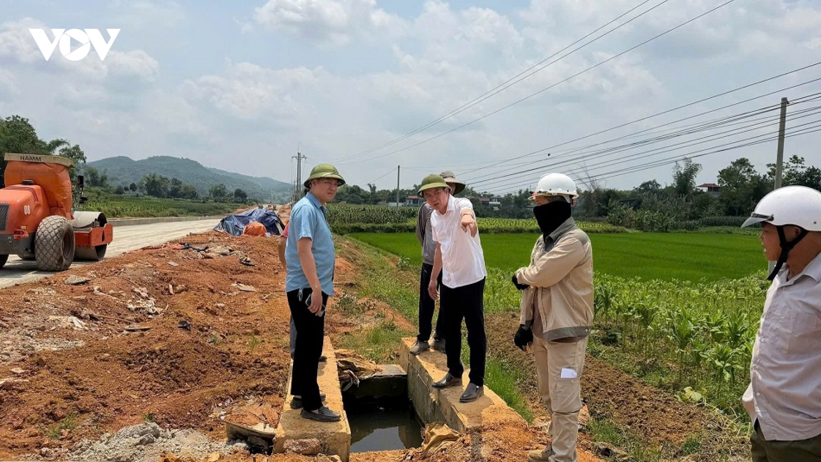Cao Bằng yêu cầu nhà thầu gấp rút đẩy nhanh tiến độ Dự án đường tránh xã Hòa An