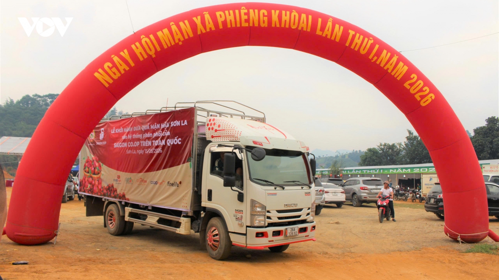 Đưa mận hậu Sơn La lên suất ăn hàng không và hệ thống phân phối lớn