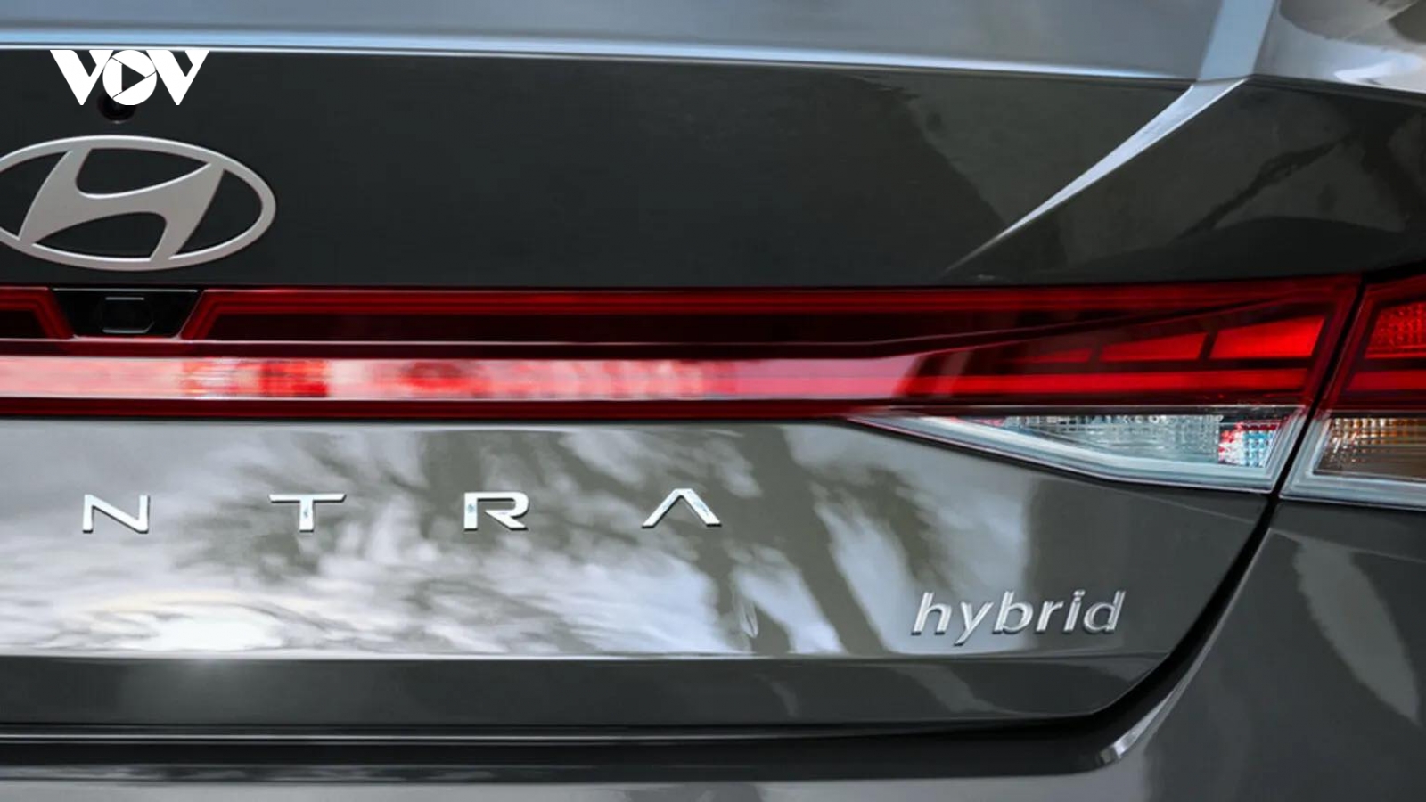 Triệu hồi Hyundai Elantra Hybrid vì nguy cơ quá nhiệt